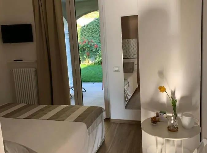 Bed & Breakfast Bregagno 3*