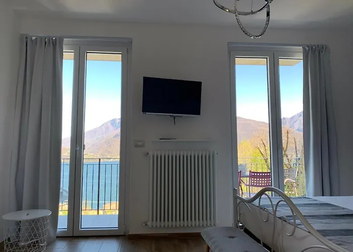 Oda ve Kahvaltı Bregagno Musso